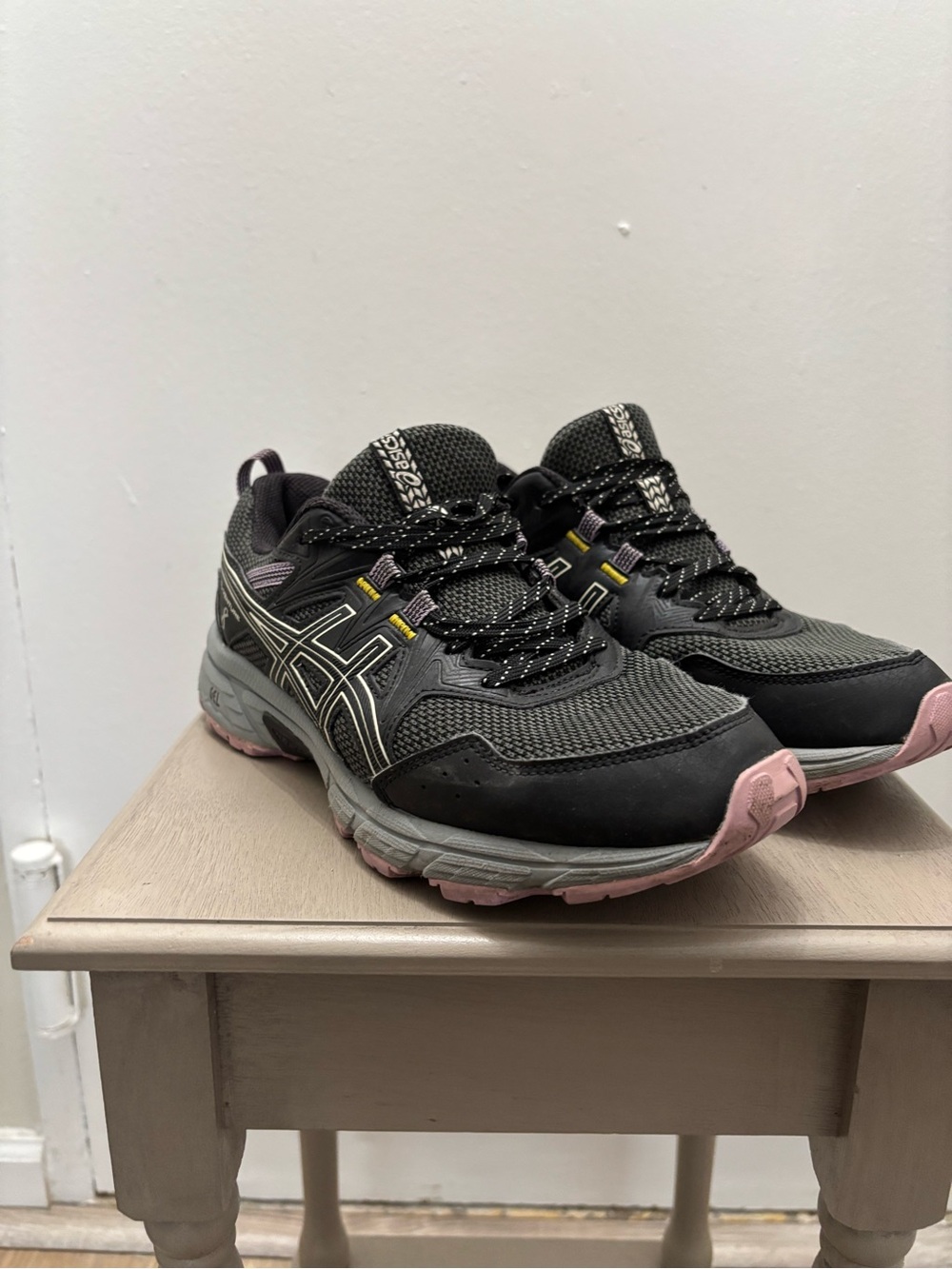 Women’s ASICS GEL-Venture 8 Trail Running Shoes